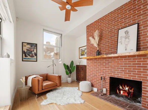 521 West 47th Street image 9 of 13