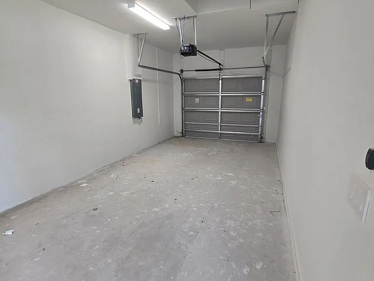 53 Joan Ave S — Photo 21