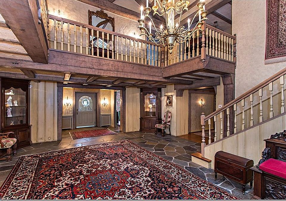 3450 Roundwood Rd, Hunting Valley, OH 44022 Zillow