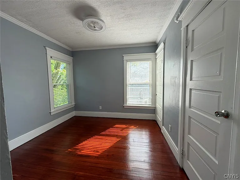 123 E Lafayette Ave — Photo 12
