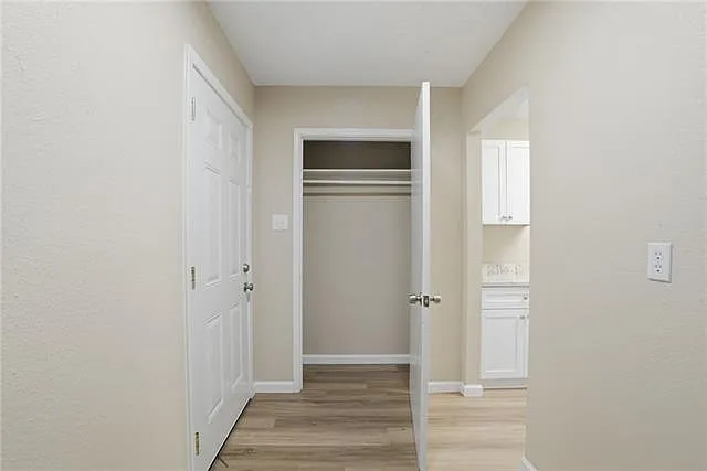 727 Anson St — Photo 14