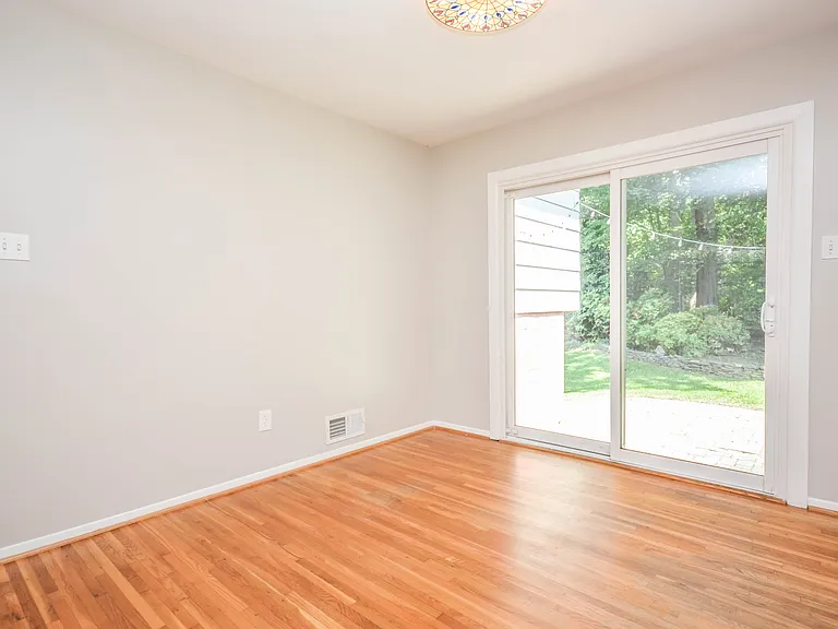 4805 Willet Dr — Photo 8