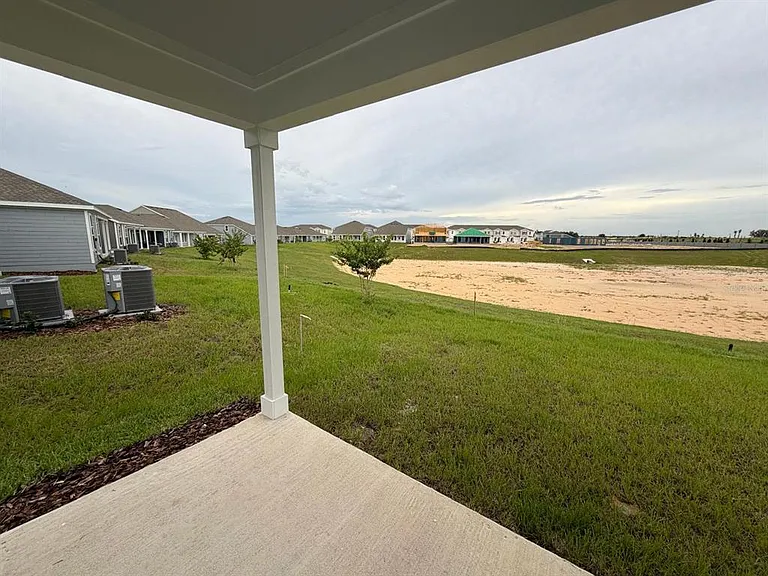 Mercy Cir — Photo 22