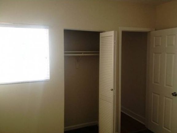 5th image of 5754 Kingsley Cir