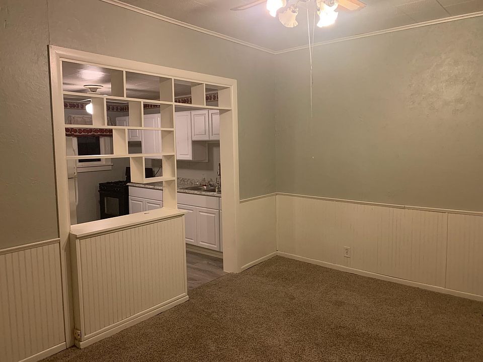 Dining Room looking toward kitchen