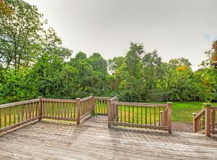 78 Botsford Pl, Trumbull, CT 06611