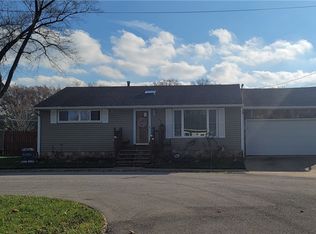 709 Lucille Dr, Elyria, OH 44035