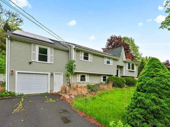 99 Redwood Drive, Bristol, CT 06010