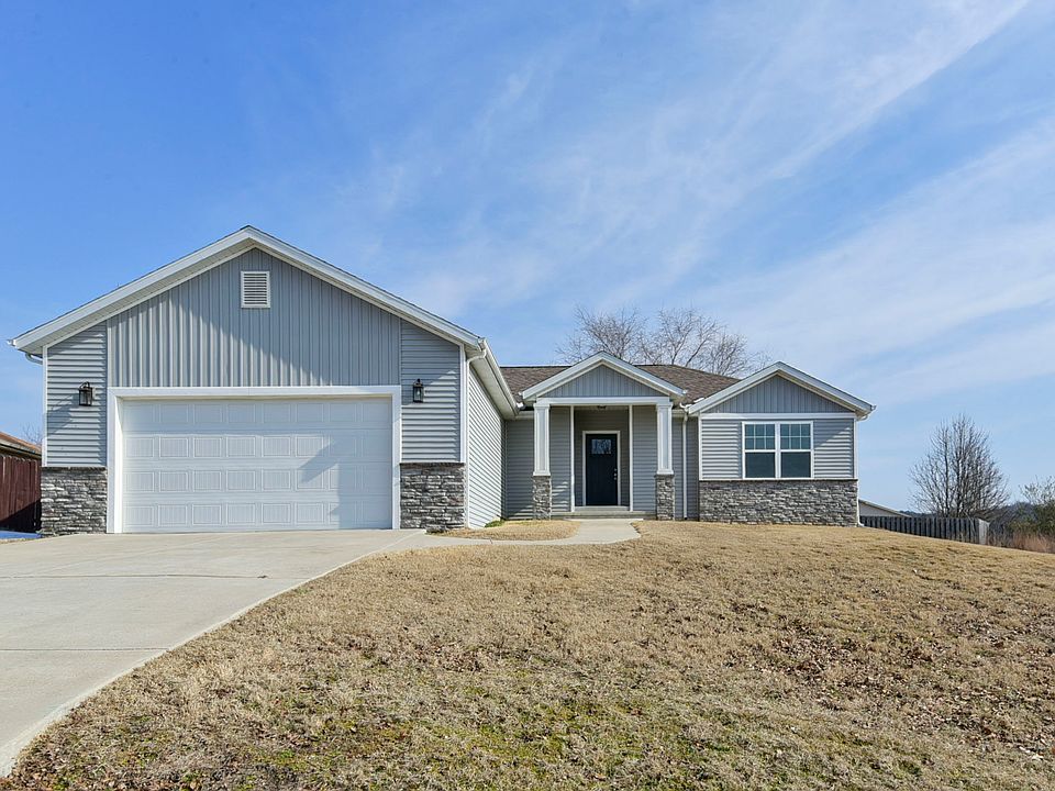 1st image of 343 Holts Lake Dr