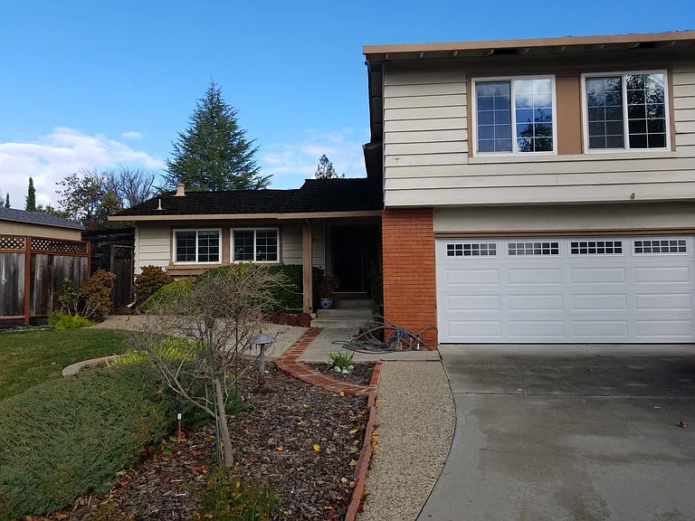 6385 Vicanna Dr — Photo 21