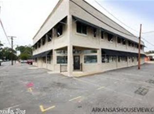 1404 Caldwell St, Conway, AR 72034