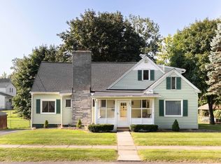 203 5th St, Liverpool, NY 13088