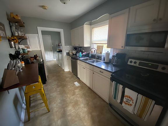 4th image of 6504 W Grace St