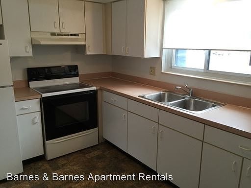 2nd image of 1100 W Michigan Ave