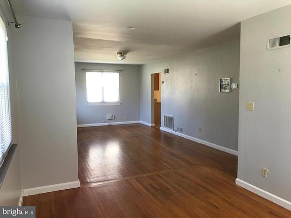 5th image of 8903 Bradmoor Dr
