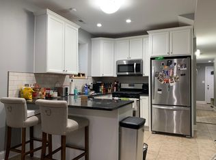 3444 W Parker Ave #G, Chicago, IL 60647