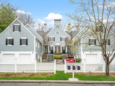 14 Wyndham Close, White Plains, NY, 10605