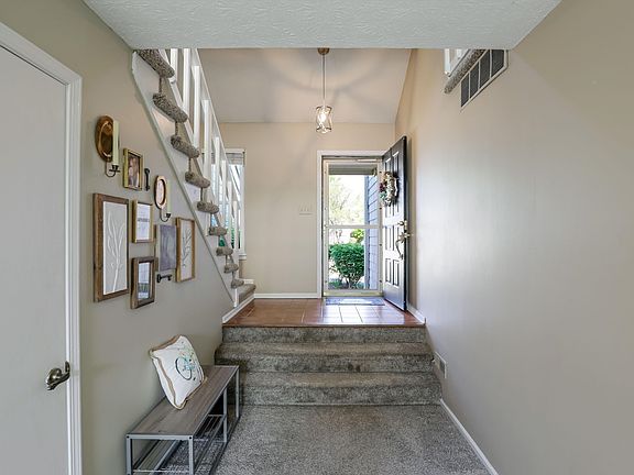 5th image of 9457 Bridgewater Cir