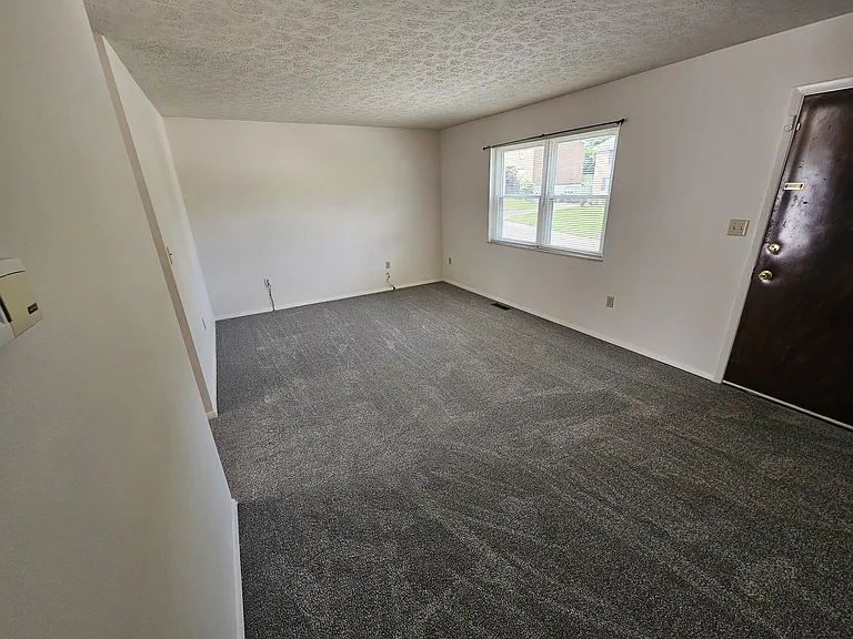 265 N Ashbrook Cir — Photo 12