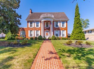 807 N Main St, Henderson, KY 42420