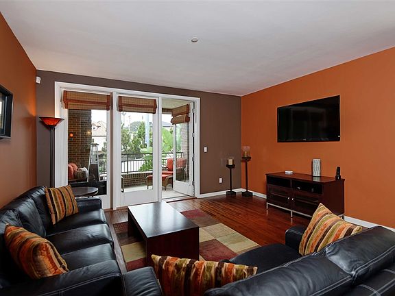 5th image of 5440 La Jolla Blvd #E204