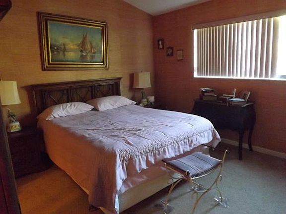 3rd image of 19 Via De Casas Sur APT 202