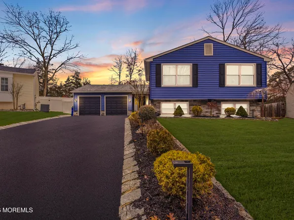 19 Silversmith Court, Howell, NJ 07731