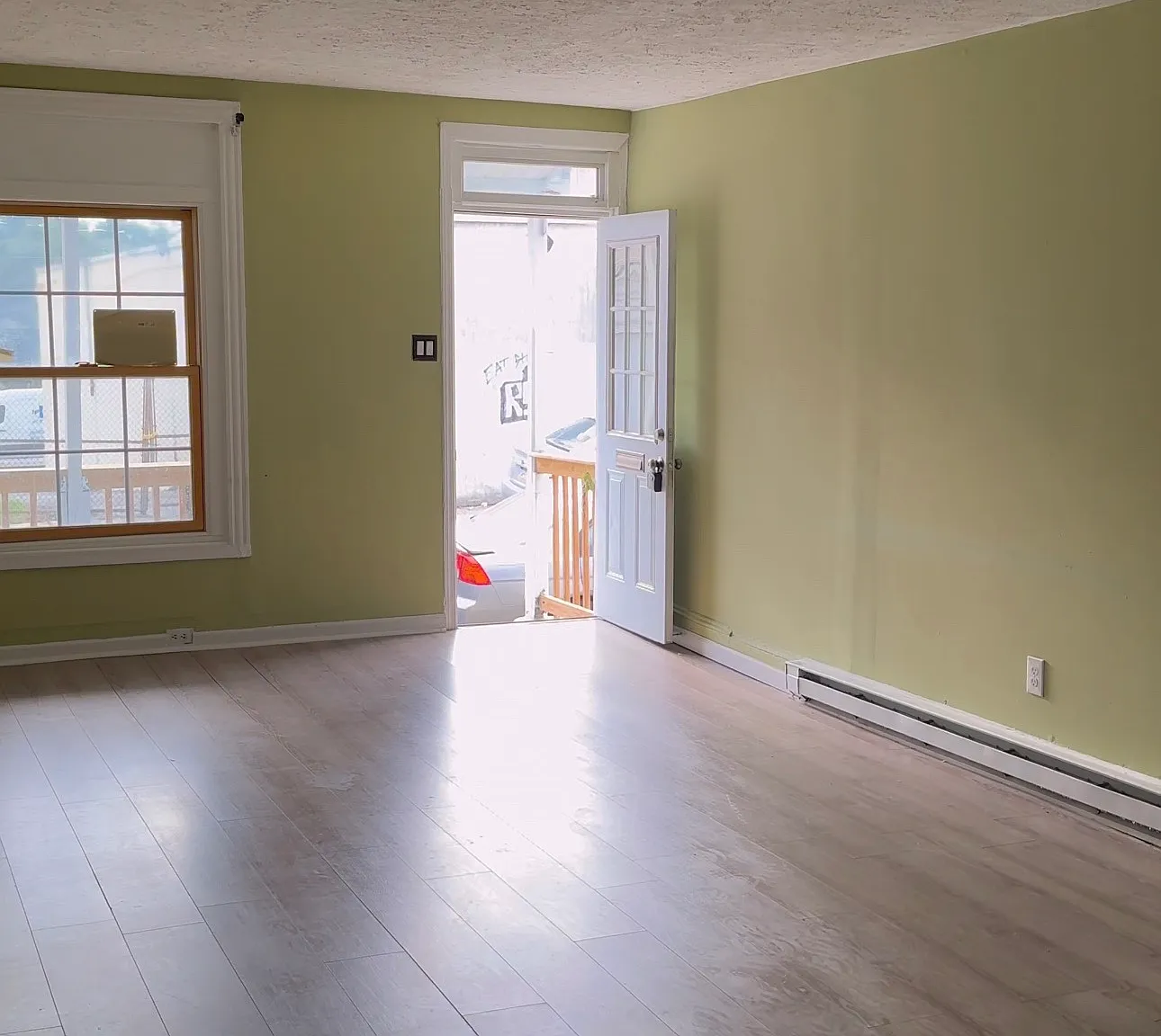 4 bed, 1312 sqft, $1,790 — Photo 4