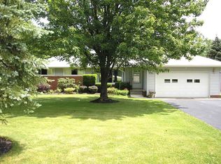 12415 Harold Dr, Chesterland, OH 44026