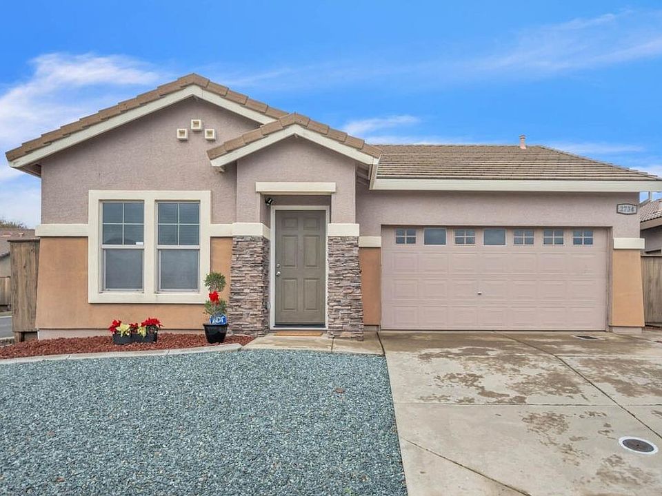 1st image of 2734 Lindbergh Ln