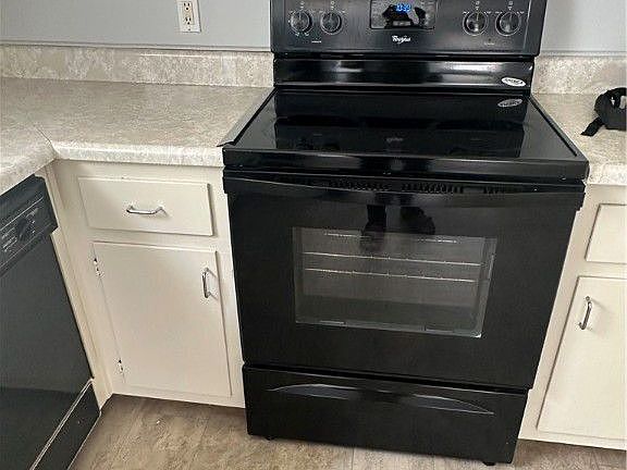 4th image of 24111 Gaydell Dr