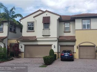 6035 NW 118th Dr, Coral Springs, FL 33076