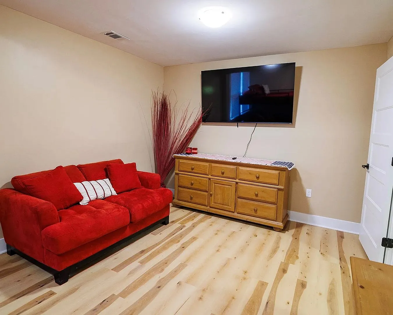 Room in 3 Bedroom Home in Atlanta West End — Photo 3