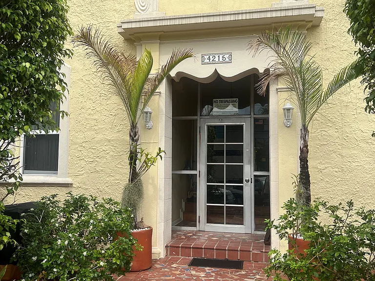 4215 Sheridan Ave #6 — Photo 1