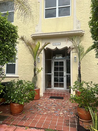 4215 Sheridan Ave #6 Photo 1