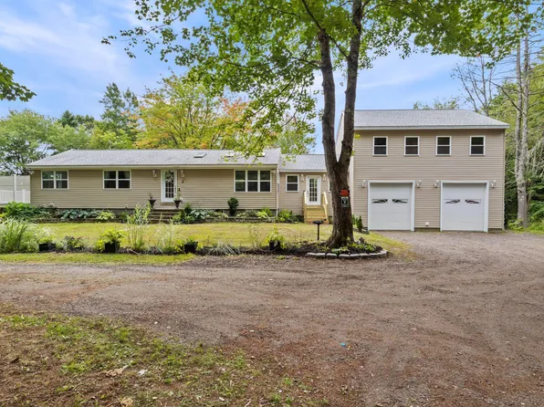 8 Jacks Way, Saco, ME 04072