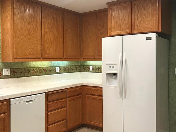 2nd image of 2202 Holtspur Ct