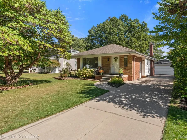 19432 Gaylord, Redford, MI 48240