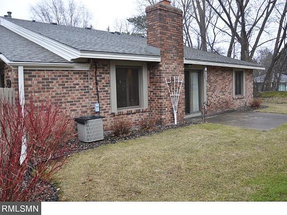 2nd image of 1840 Ithaca Ln N
