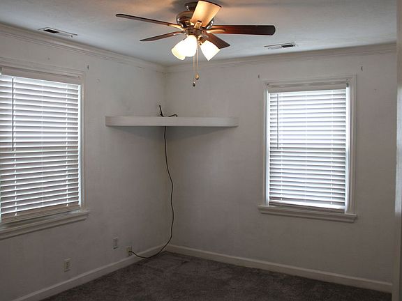 4th image of 809 Stanley Rd