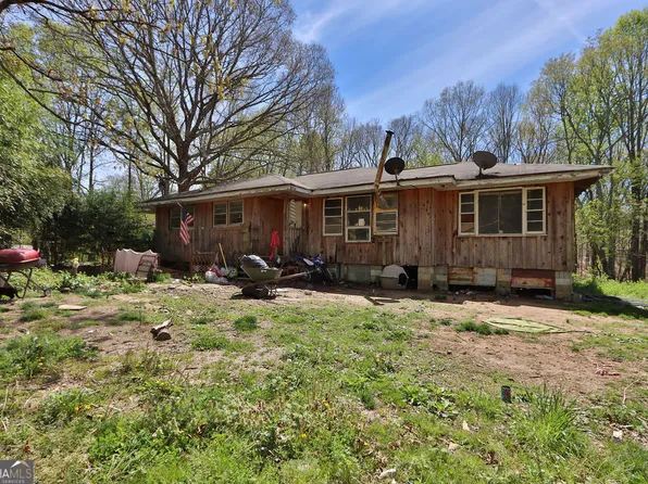 4092 Leach Rd, Gainesville, GA 30506