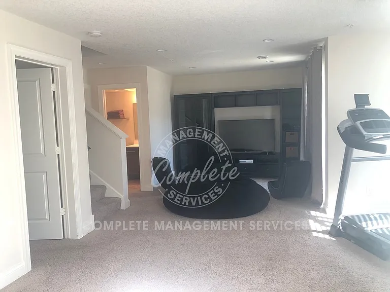 14367 Parkside Ct NW — Photo 8