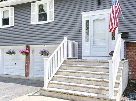 2nd image of 15 Nugent Pl