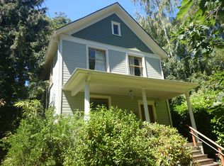 925 25th Ave, Seattle, WA 98122