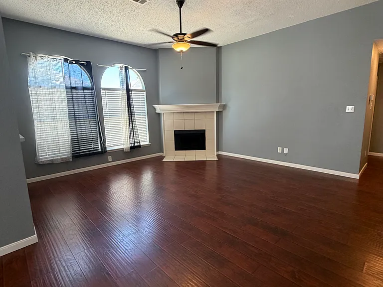 1115 Chancellorsville Pkwy — Photo 2