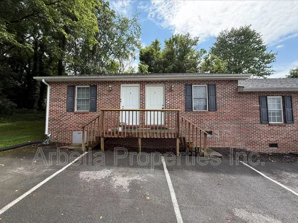 1909 Cherokee Rd APT 7, Johnson City, TN 37604