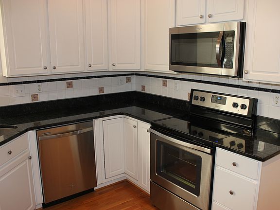 3rd image of 9067 Hopkins Branch Way