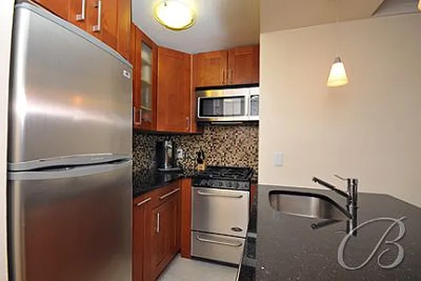 Rented by Bellmarc Realty | media 14