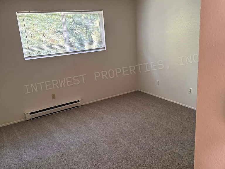16705 NE Halsey St #108 — Photo 17