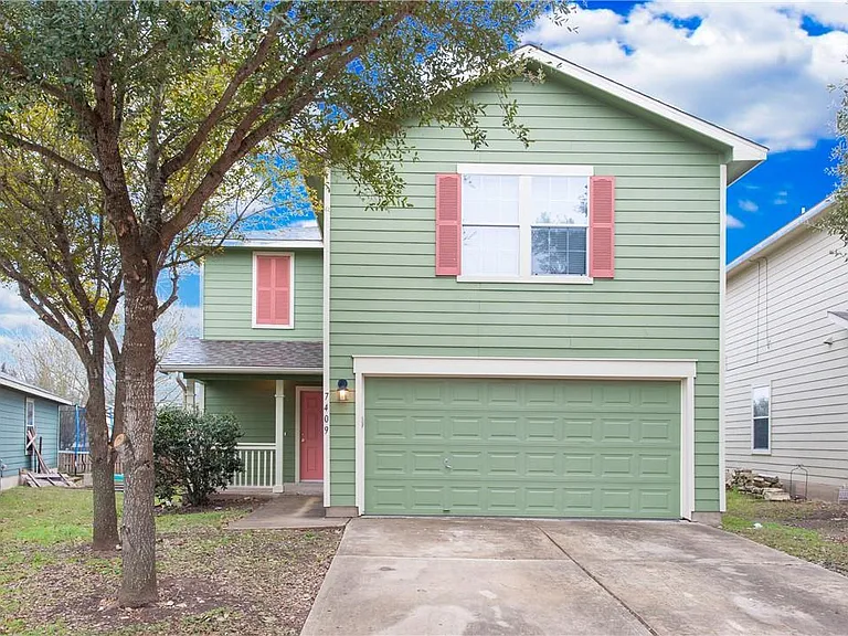 7409 Elk Pass Dr — Photo 1